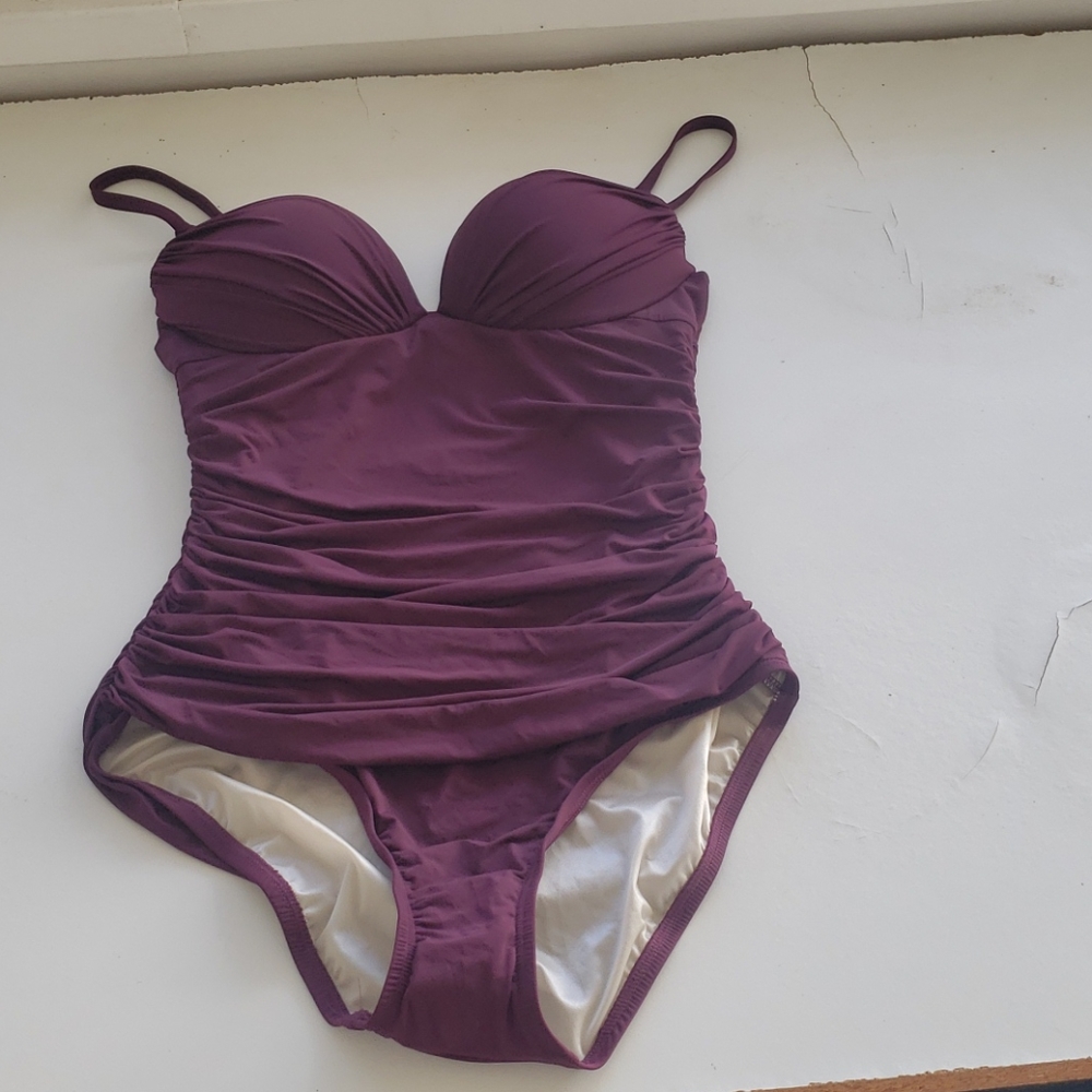 Victoria Secret One Piece swim suit Push Up 34C